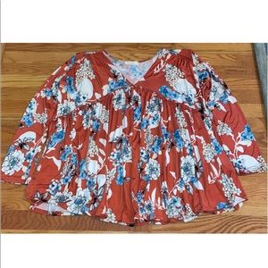 Boutique Burt orange and floral bench bell sleeve blouse